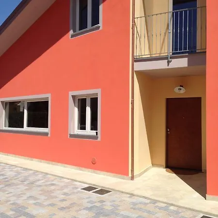 Bed & Breakfast Lovelucca